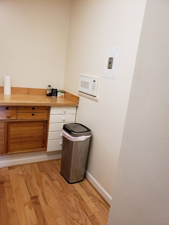 Foto del edificio - 4242 East West Highway