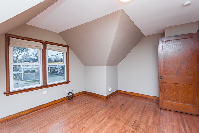 Foto del edificio - 1012 4th St SE