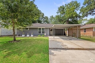 Building Photo - 2327 Chantilly Ln