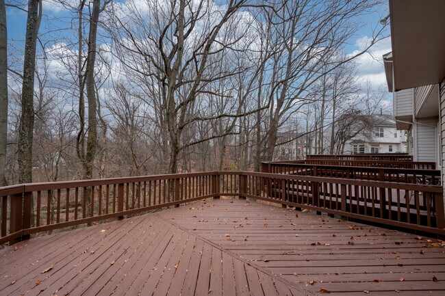 Foto del edificio - 20821 Shamrock Glen Cir