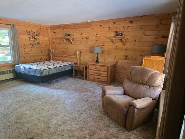 Foto del edificio - T Bird Country Apartments