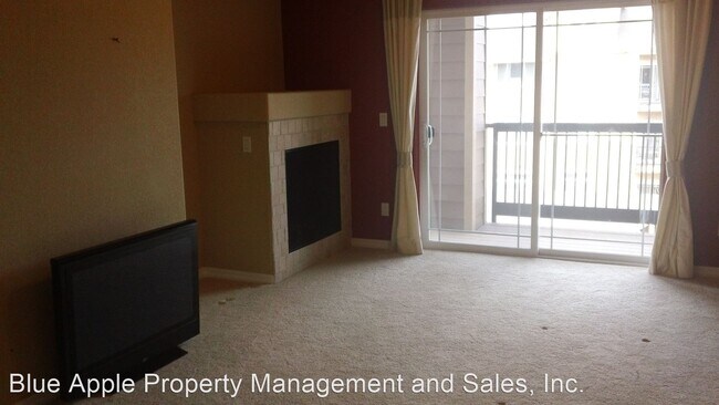 Building Photo - 3 br, 2 bath House - 10056 W. Unser Dr. #302