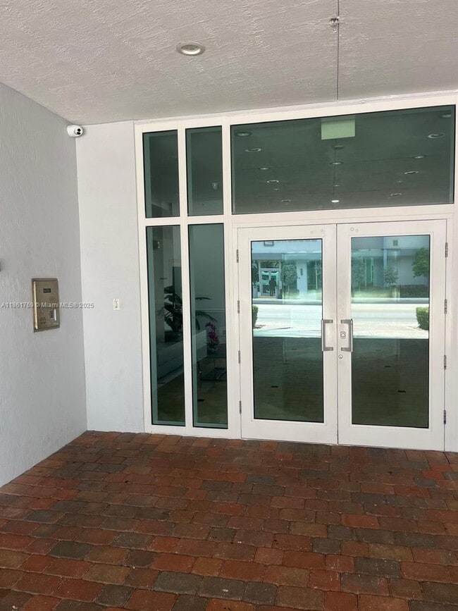 Foto del edificio - 60 NW 37th Ave