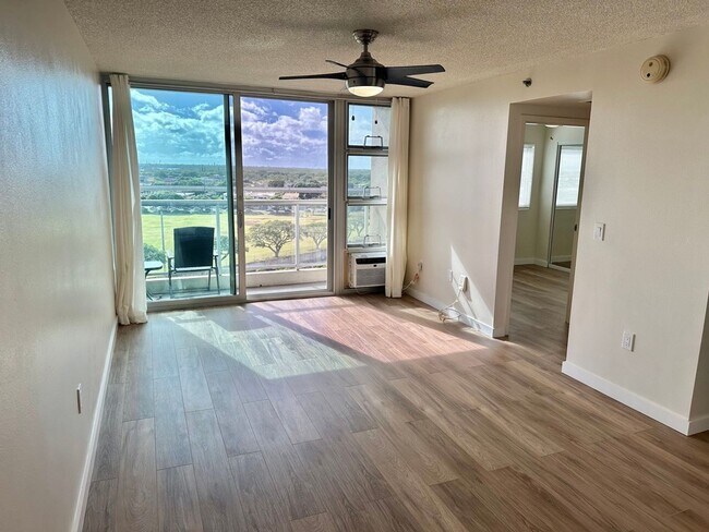 Foto del edificio - Kauolu Building of Plantation Town/2 BR/1 BA/1 PK