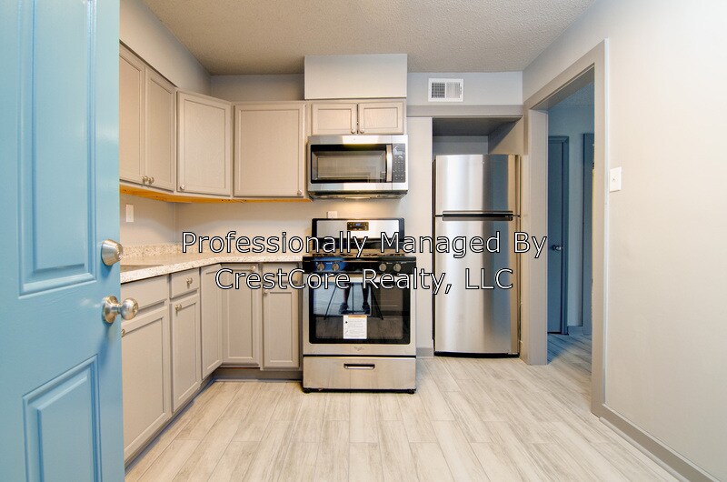 Foto principal - 4460 Powell Ave