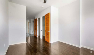 Building Photo - 815 N Calhoun St