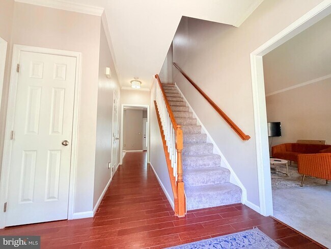 Foto del edificio - 11610 Seneca Forest Cir