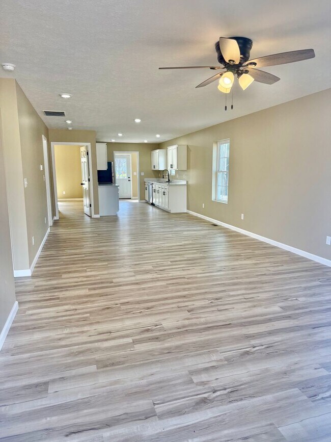 Foto del edificio - Just Built & Move-In Ready - Stunning New 3 Bedroom, 2 Bath Home!