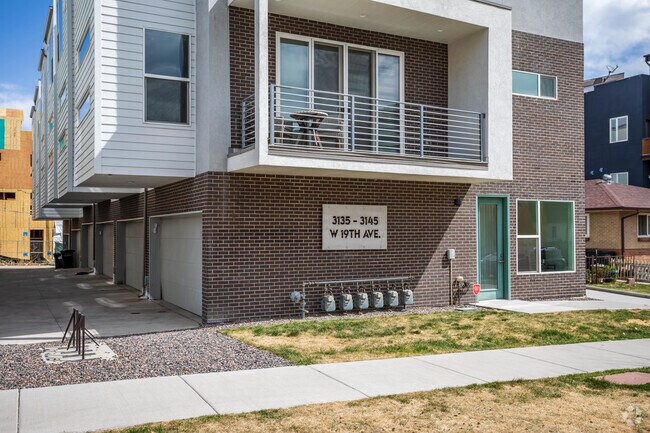Foto del edificio - The Residences at Mile High