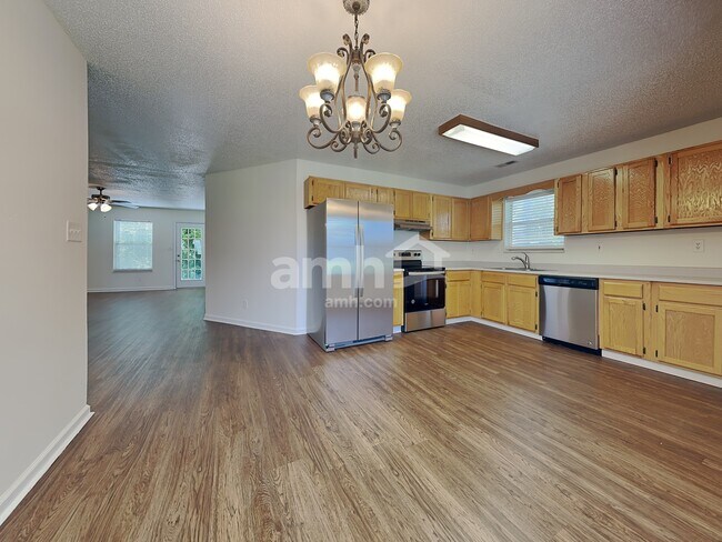 Building Photo - 3130 Harrington Ct