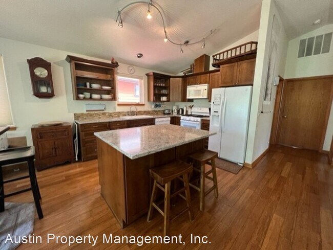 Foto del edificio - 3 br, 3 bath House - 1548 NW Kingston