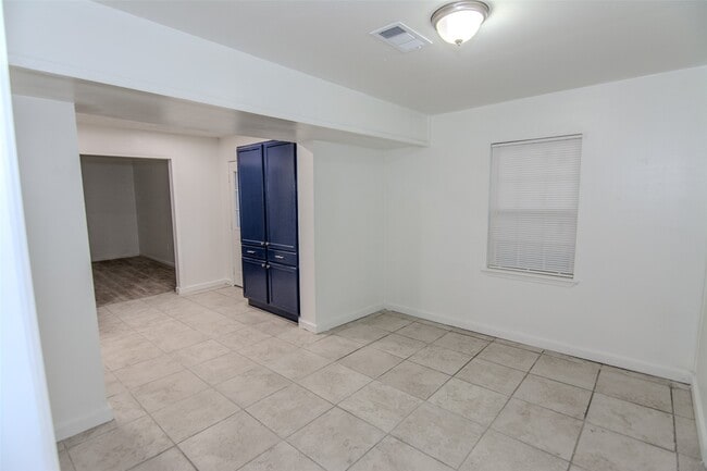 Foto del edificio - 2120 Godfrey St