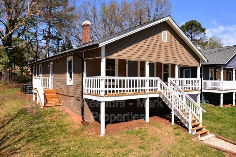 Photo - 1032 Cornell St