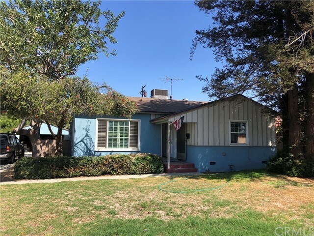 Building Photo - 1305 E Larkwood St