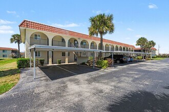 Building Photo - 201 St Lucie Ln