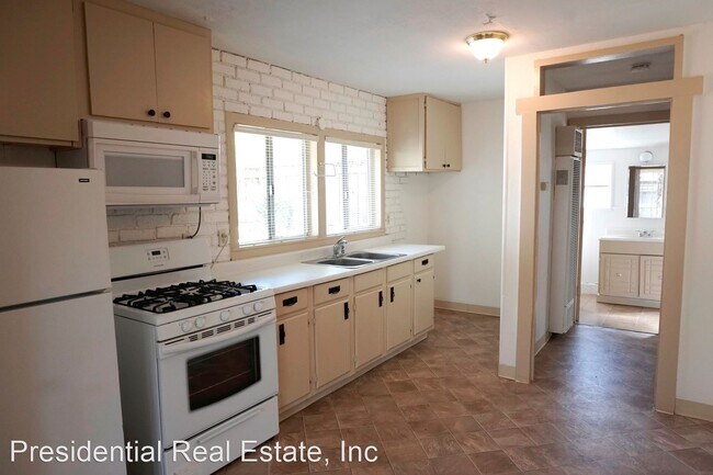 Foto del edificio - 15086 Woodard Rd
