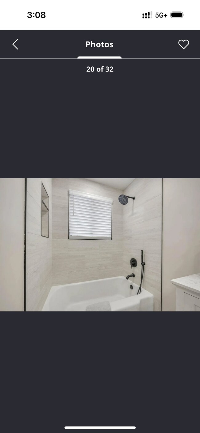 Foto del edificio - 4212 Lyle St