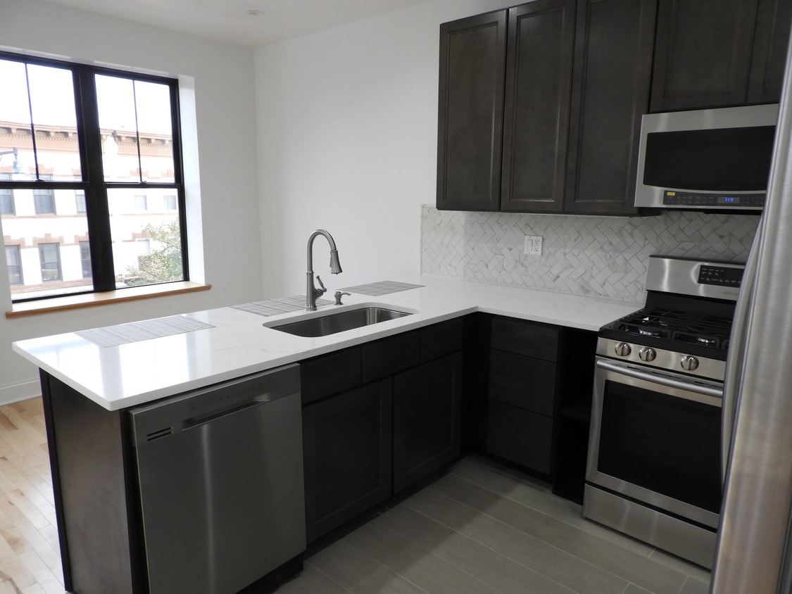 Foto principal - 1510 Nostrand Ave