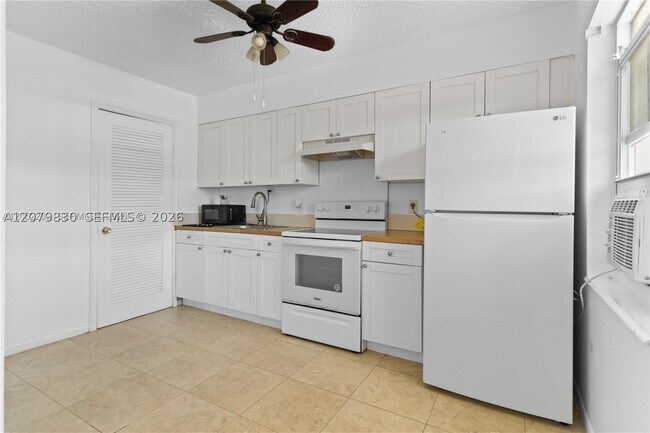 Foto del edificio - 609 NE 6th St
