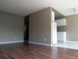 Interior Photo - Lincoln Terrace