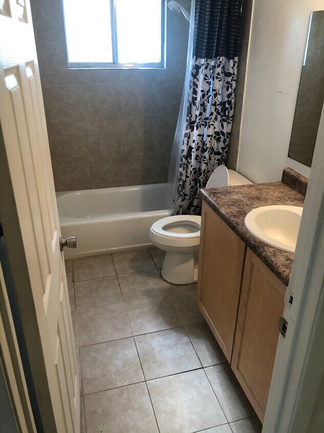 484 Mae St Unit 3, Clifton, CO 81520 Apartments in Clifton, CO