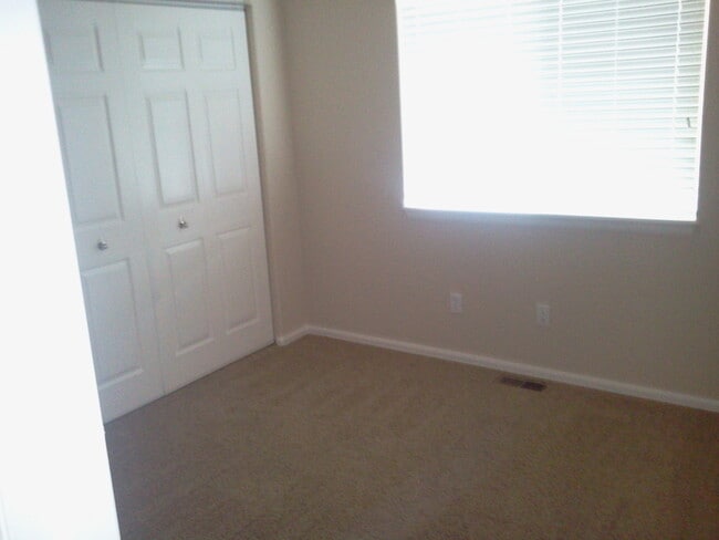 Building Photo - Great Home Close to Ft. Carson!