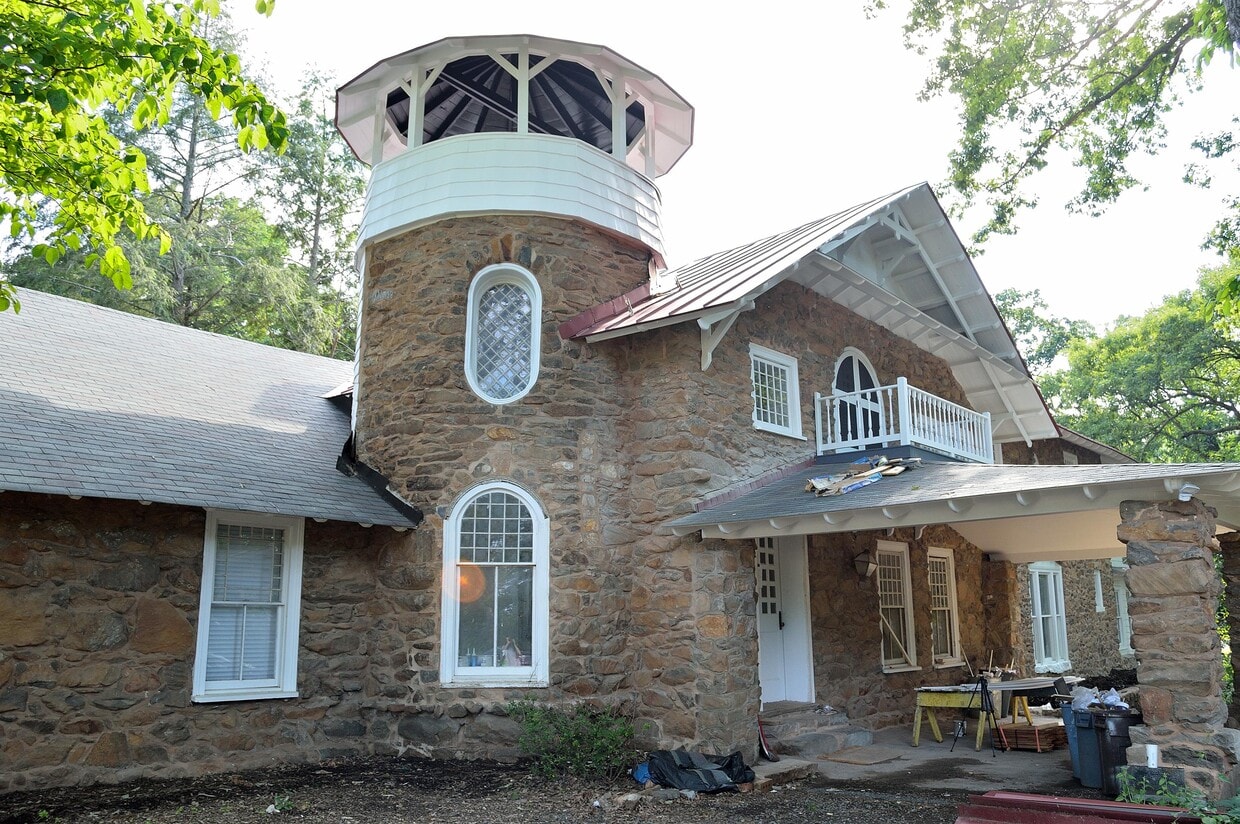 Primary Photo - 214 Stribling Ave