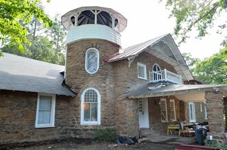 Building Photo - 214 Stribling Ave