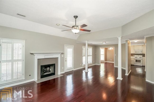 Building Photo - 86 Thomas Overby Dr