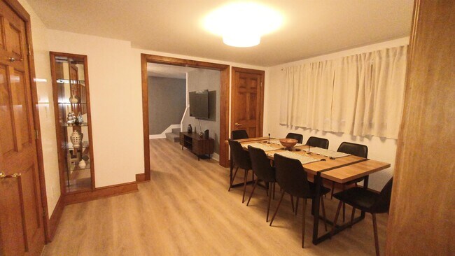 Foto del edificio - 63 South St W