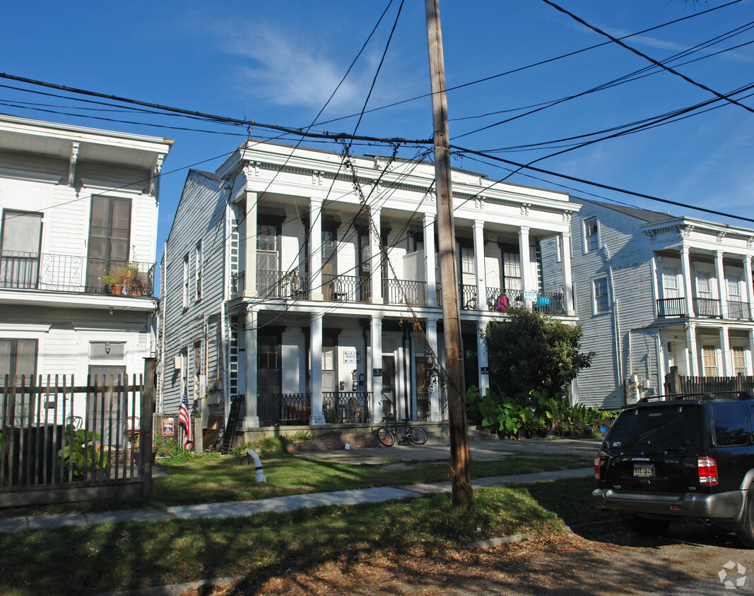 Building Photo - 1521 Euterpe St