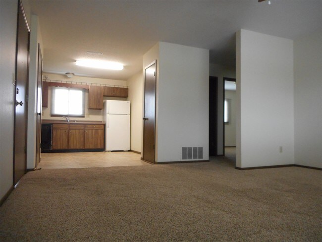 Foto del edificio - 4881 Tama St