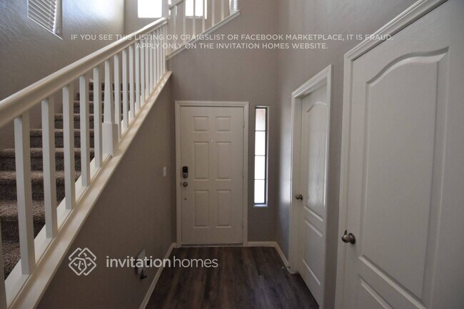 Building Photo - 683 Calamus Palm Pl