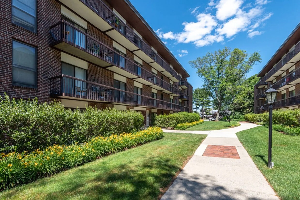 4 Canton Rd Unit 01023, Quincy, MA 02171 Condo for Rent in Quincy, MA