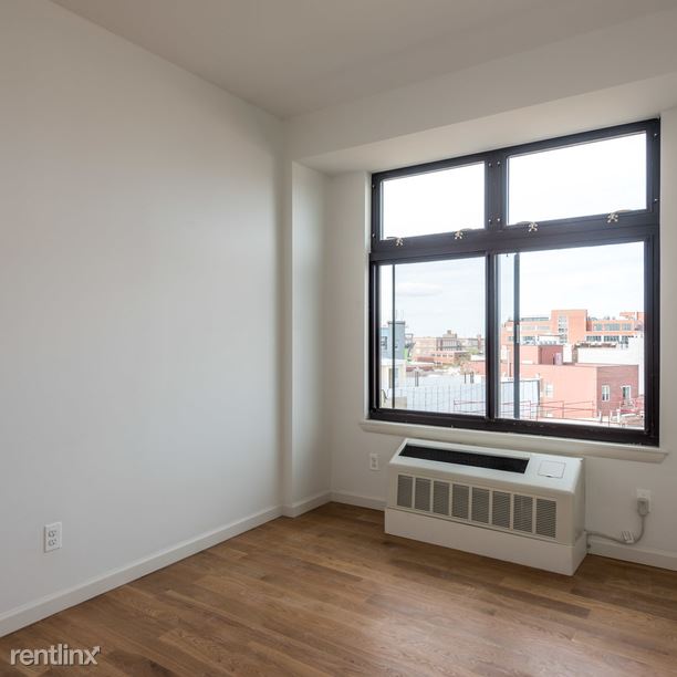 Foto del edificio - 616 Bushwick Ave