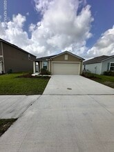 Building Photo - 2769 Oak Stream Dr