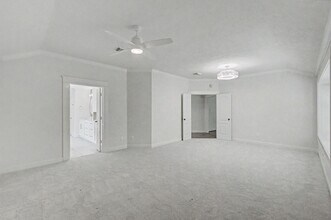 Building Photo - 158 Lattice Gate St