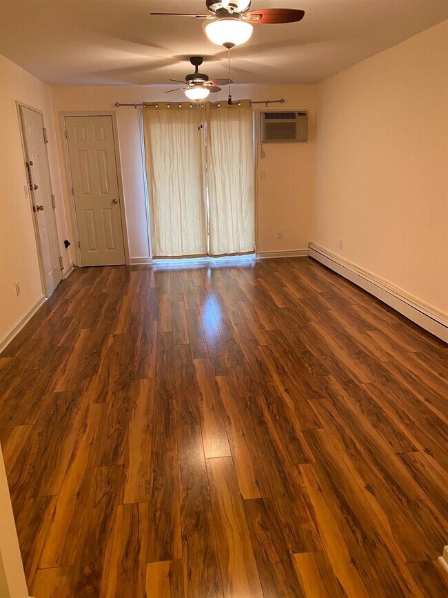 Foto del edificio - 127 68th St