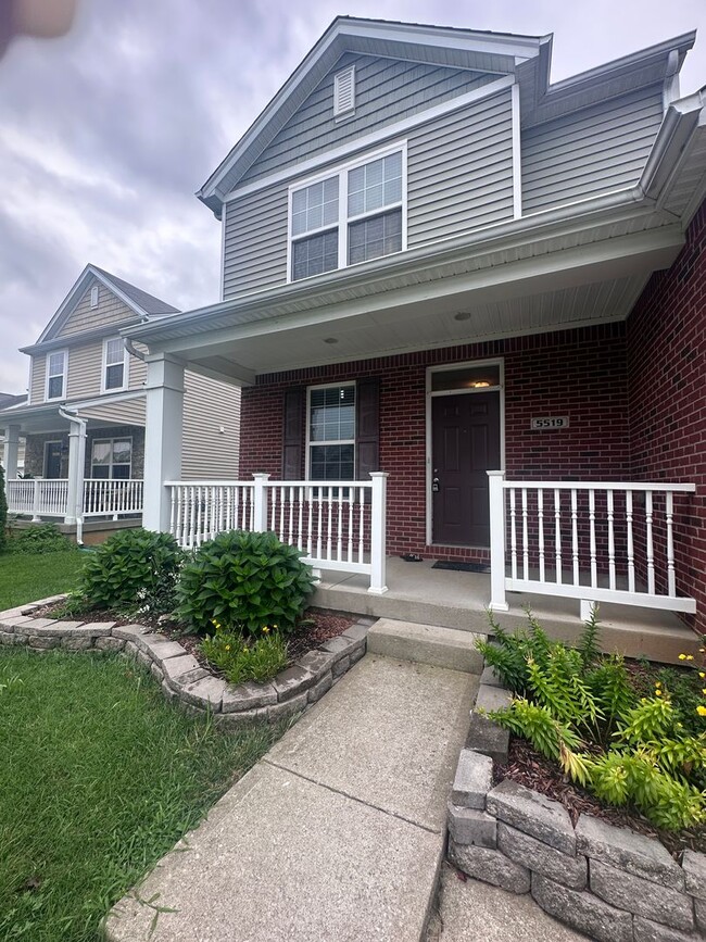 Building Photo - Bannon Crossings 3 bed, 2.5 half bath house with basement
