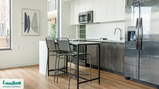 Building Photo - 632 Howard Rd SE