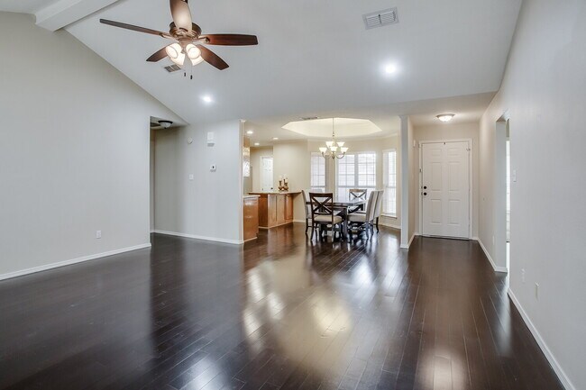 Foto del edificio - Gorgeous Home in Whisperwood!