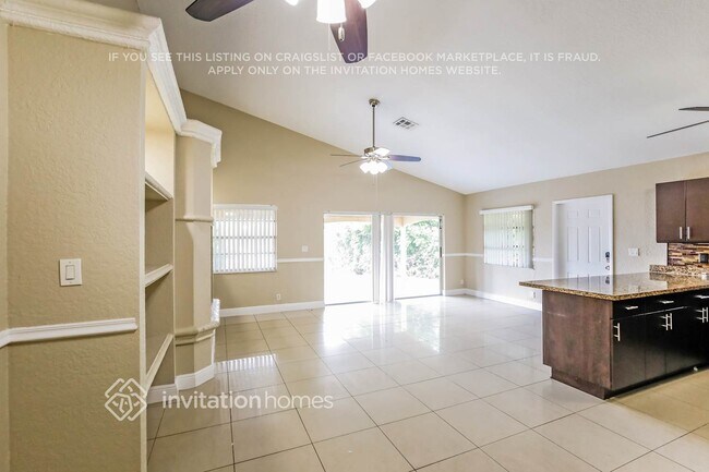 Foto del edificio - 6255 NW 1st St
