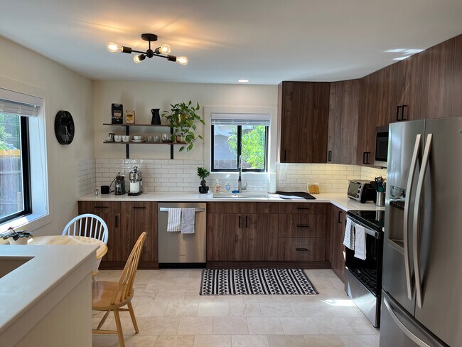 Foto del edificio - 2754 N Prospect St