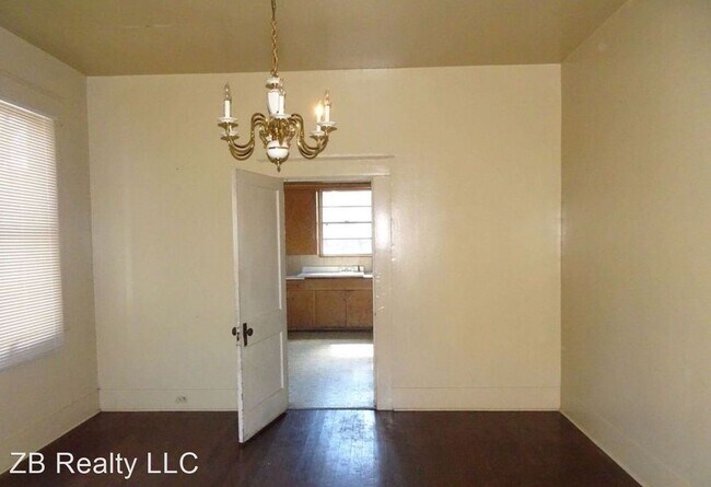 Building Photo - 2 br, 1 bath House - 1933 Orchard