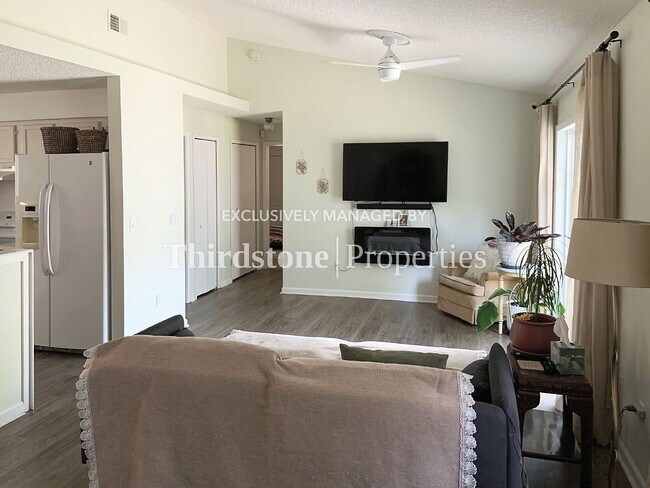 Foto del edificio - 5611 Ellis Trace Dr