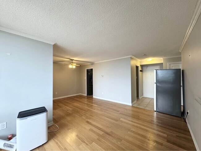 Photo du bâtiment - 2 Bed 1 Bath - Apartment