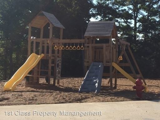 Building Photo - 2602 Hickman Rd