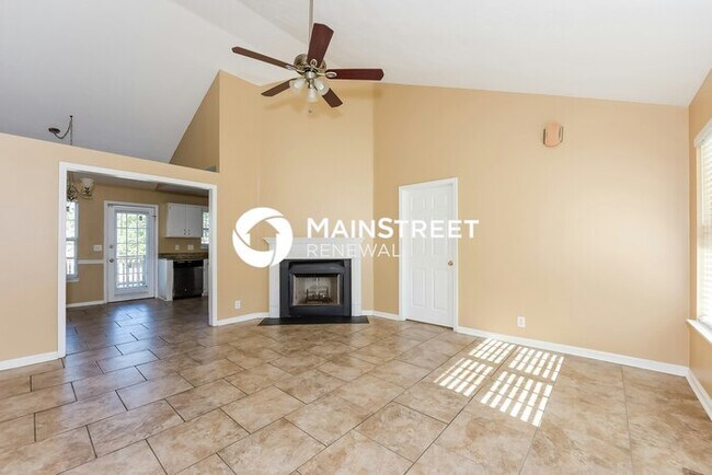 Foto del edificio - 3 Bedroom Pet-Friendly Home in Old Hickory, TN with Main Street Renewal