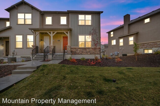 Foto del edificio - 4 br, 3.5 bath House - 1097 W. Wasatch Spr...