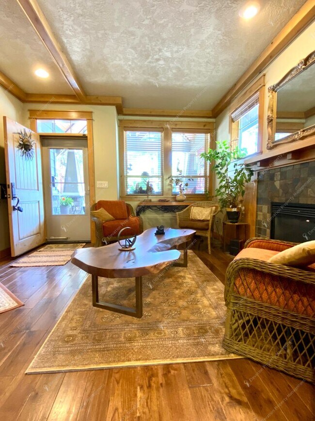 Foto del edificio - *Coming Soon* Charming Old Bend Rental | 3...
